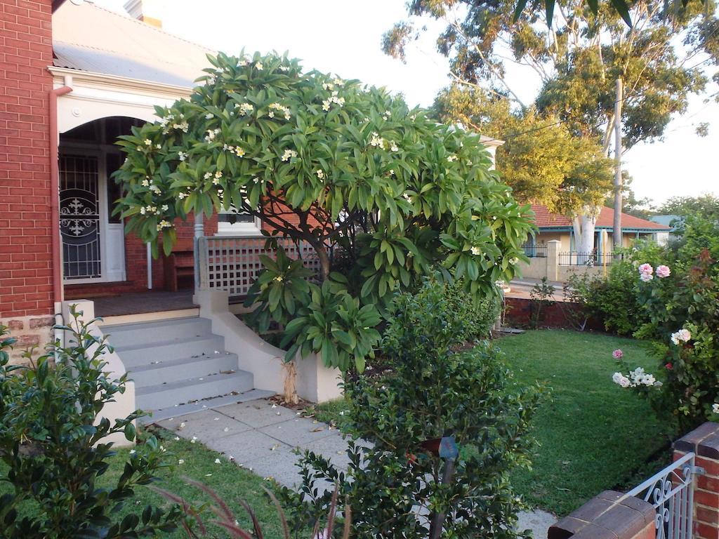 Hamptons Inn Bed & Breakfast Fremantle Exterior foto